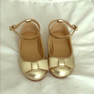 Janie and jack girls gold shoe size 5